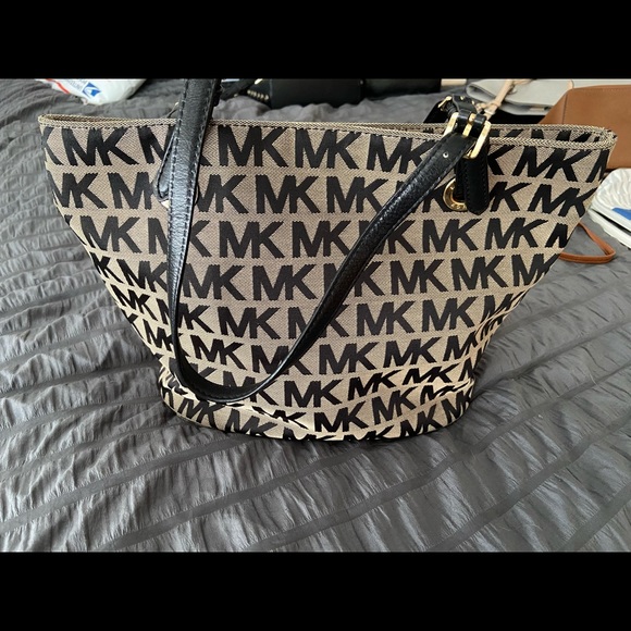 MICHAEL Michael Kors Handbags - Michael Kors bag